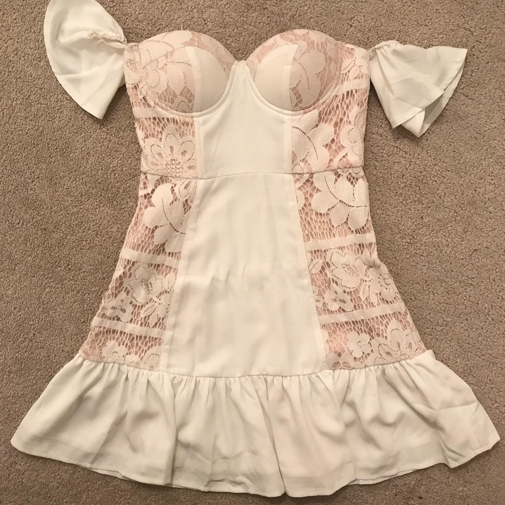 Tiger Mist White Lace Dress